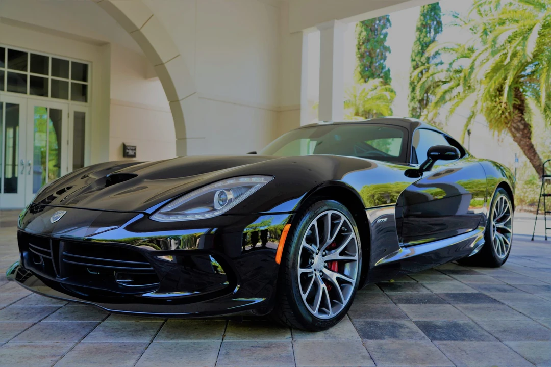 2013 Dodge Viper 5th Gen - Image 2 of 31