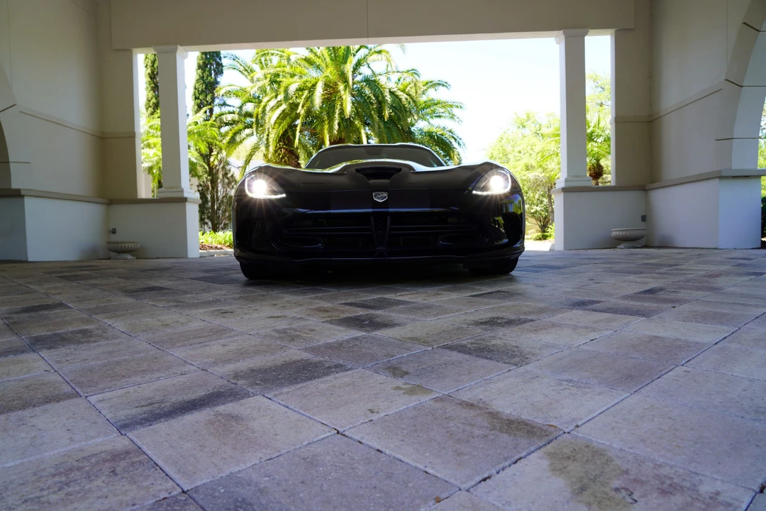 2013 Dodge Viper 5th Gen - Image 15 of 31