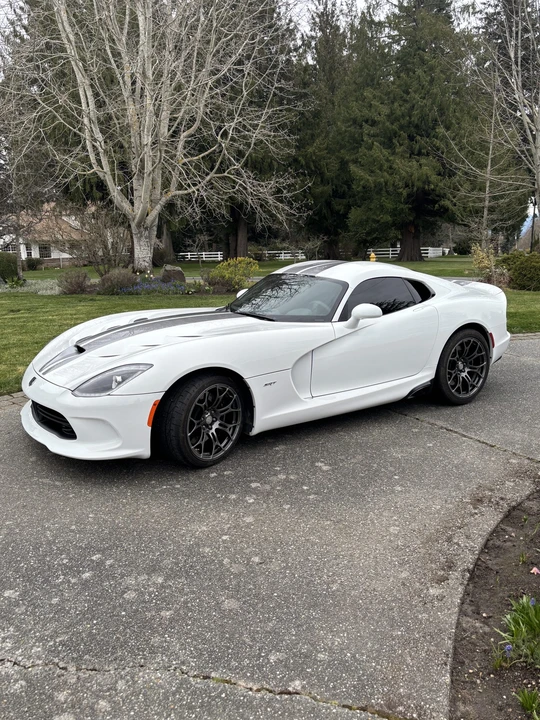 2014 Dodge Viper 5th Gen - Image 2 of 31