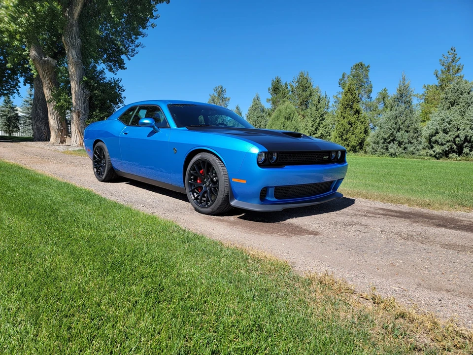 2015 Dodge Challenger SRT Hellcat 3rd Gen - Image 21 of 31