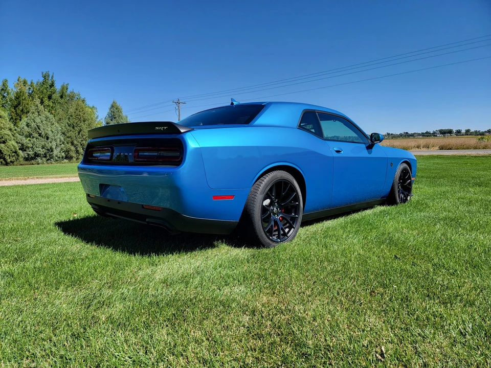 2015 Dodge Challenger SRT Hellcat 3rd Gen - Image 14 of 31