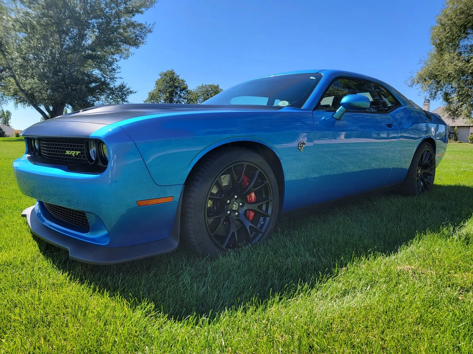 2015 Dodge Challenger SRT Hellcat 3rd Gen - Image 4 of 31
