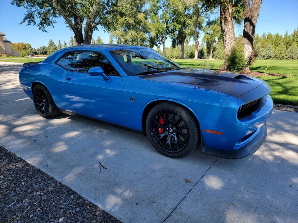2015 Dodge Challenger SRT Hellcat 3rd Gen - Image 20 of 31