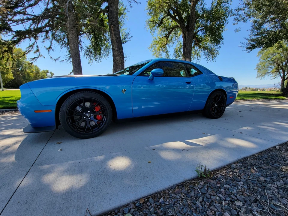 2015 Dodge Challenger SRT Hellcat 3rd Gen - Image 5 of 31