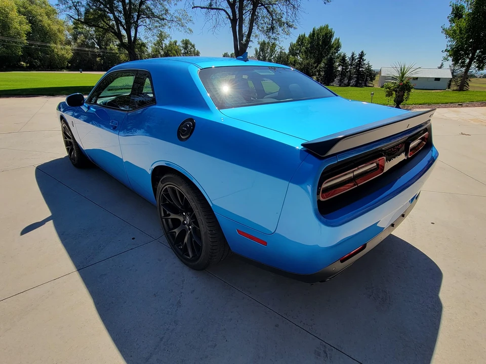 2015 Dodge Challenger SRT Hellcat 3rd Gen - Image 7 of 31