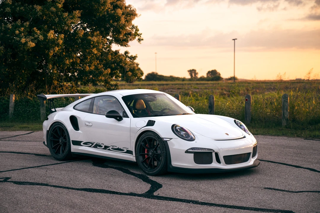 2016 Porsche 991 GT3 RS - Image 4 of 31