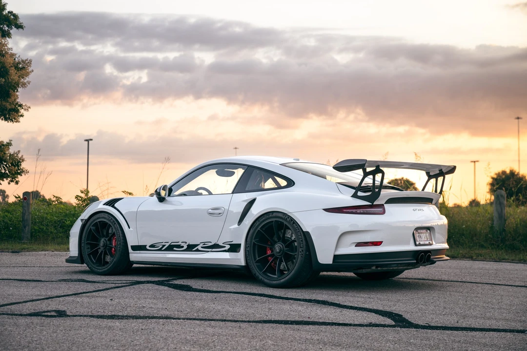 2016 Porsche 991 GT3 RS - Image 26 of 31