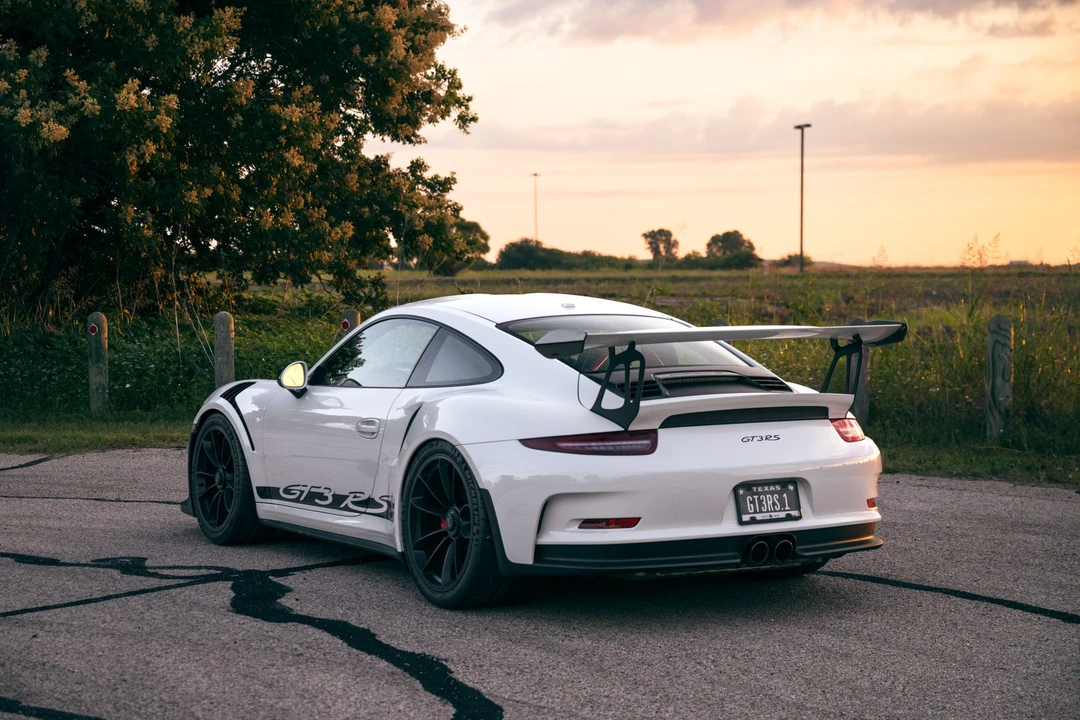 2016 Porsche 991 GT3 RS - Image 25 of 31