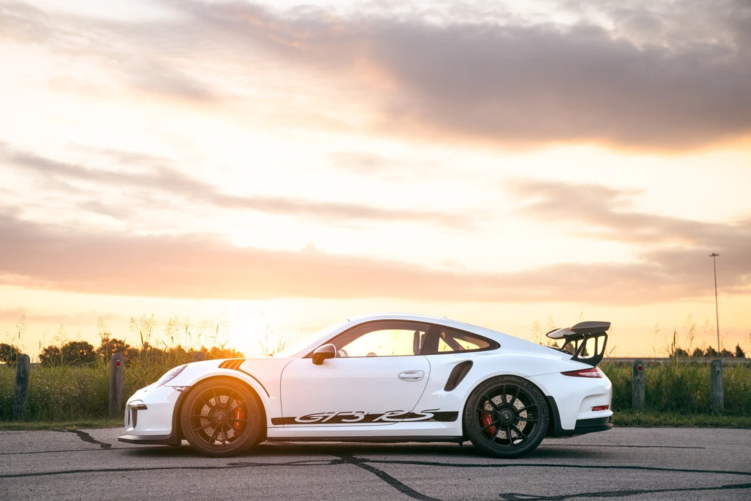2016 Porsche 991 GT3 RS - Image 19 of 31