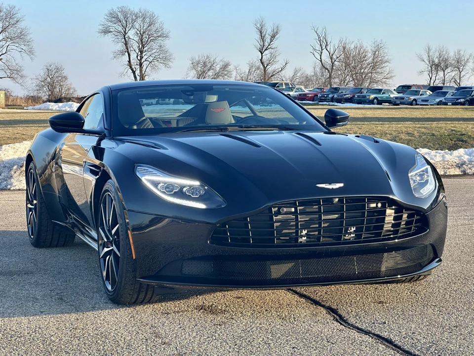 2017 Aston Martin DB11 - Image 29 of 31