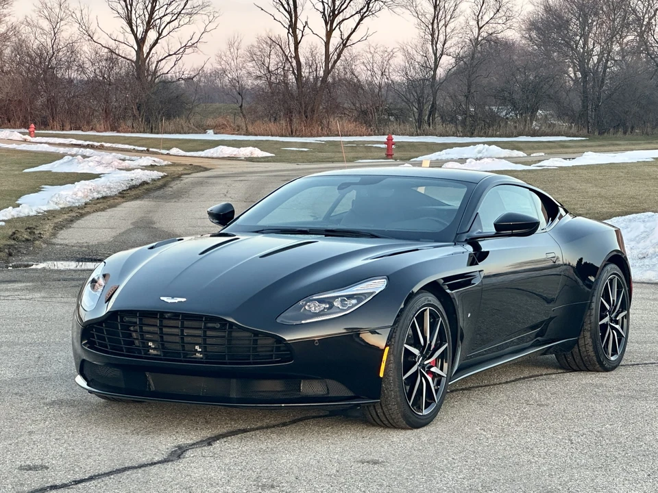 2017 Aston Martin DB11 - Image 6 of 31