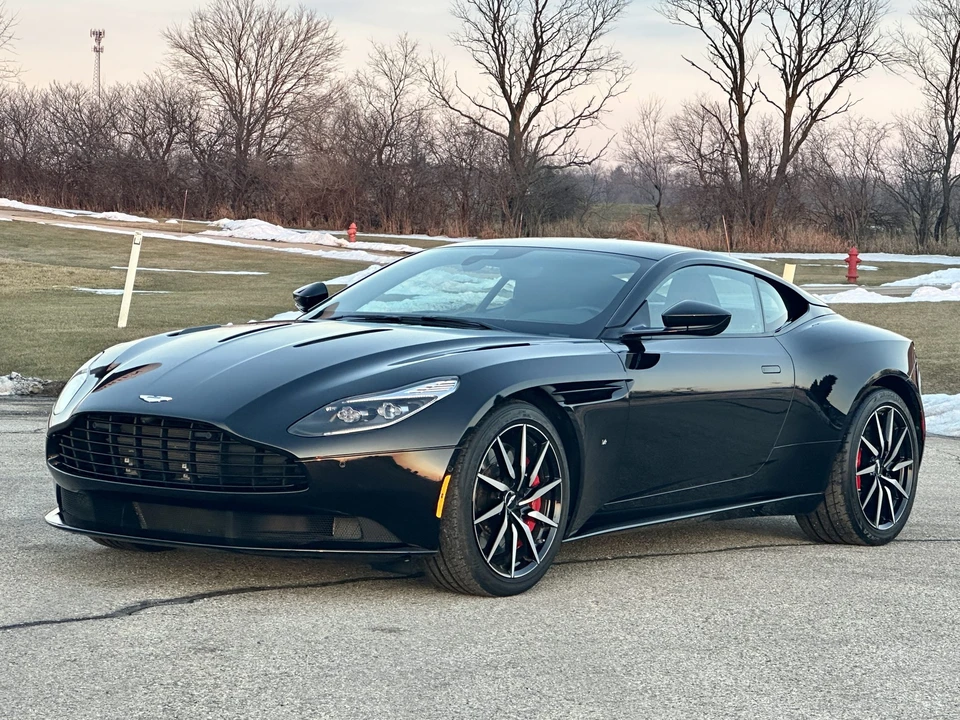 2017 Aston Martin DB11 - Image 7 of 31