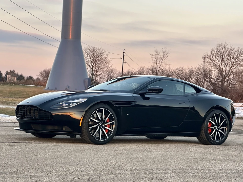 2017 Aston Martin DB11 - Image 12 of 31