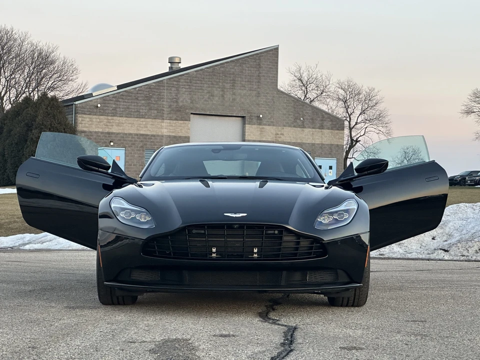 2017 Aston Martin DB11 - Image 31 of 31