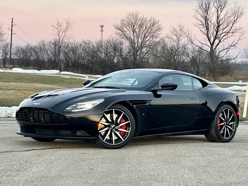 2017 Aston Martin DB11 - Image 10 of 31