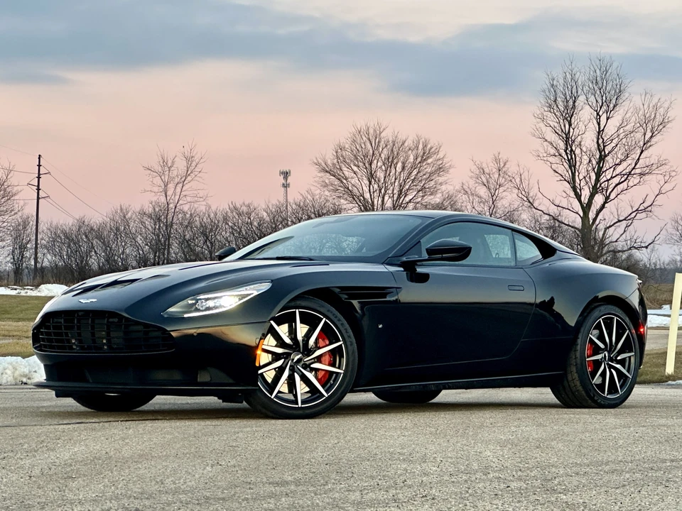 2017 Aston Martin DB11 - Image 9 of 31