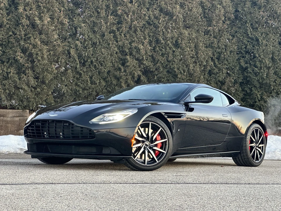 2017 Aston Martin DB11 - Image 4 of 31