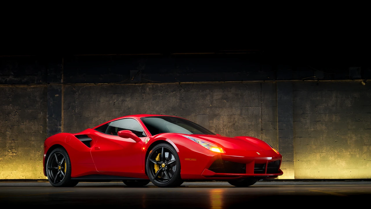 2017 Ferrari 488 GTB - Image 10 of 31