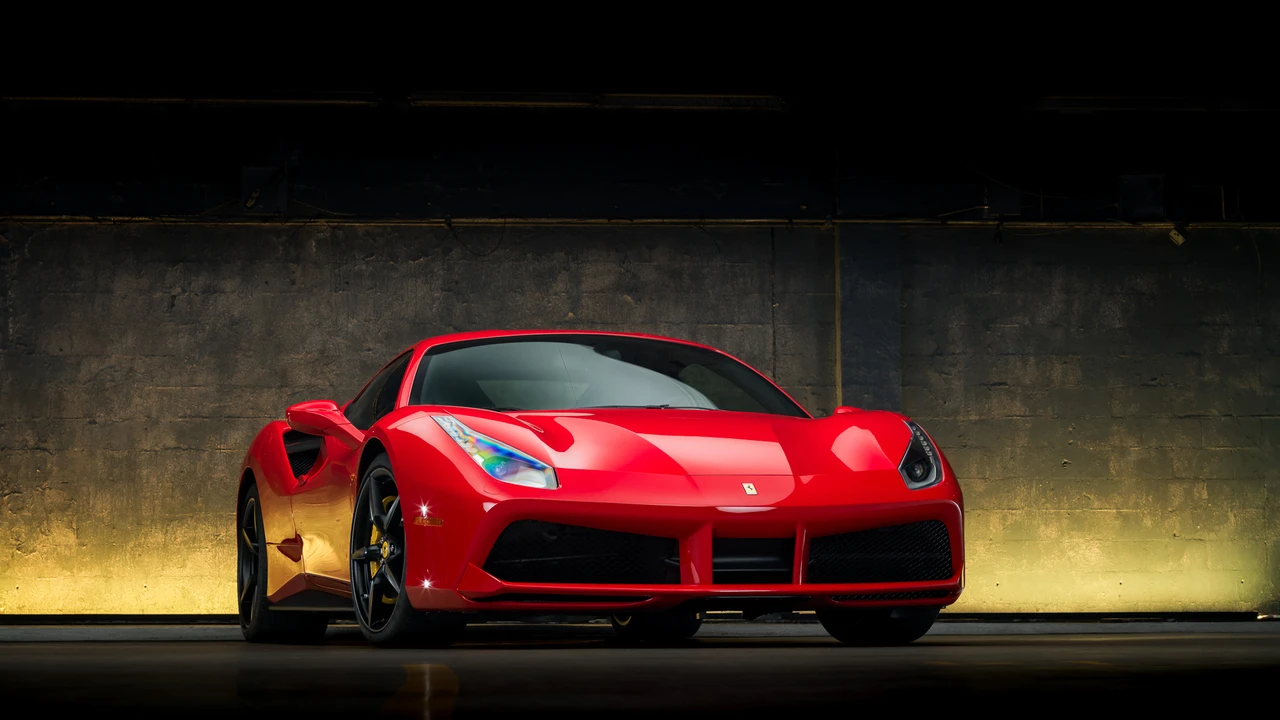 2017 Ferrari 488 GTB - Image 11 of 31