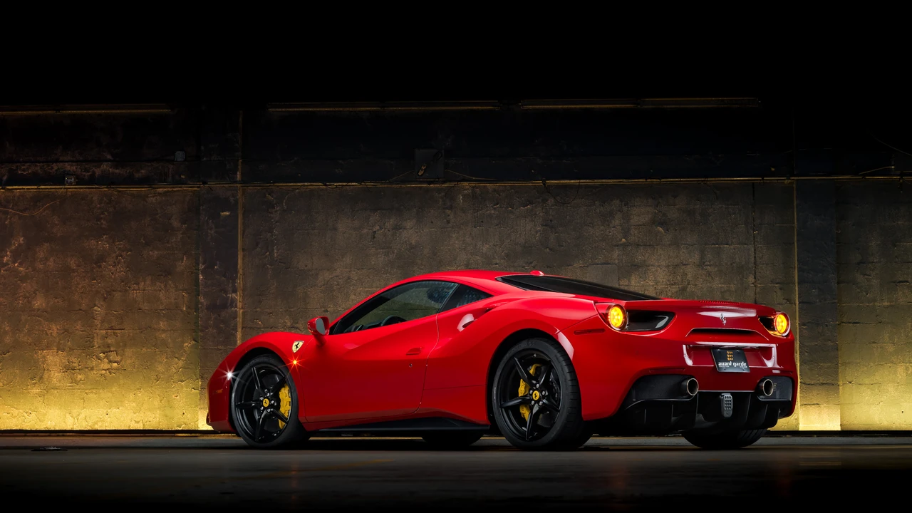 2017 Ferrari 488 GTB - Image 4 of 31