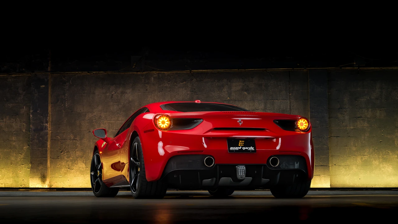 2017 Ferrari 488 GTB - Image 5 of 31