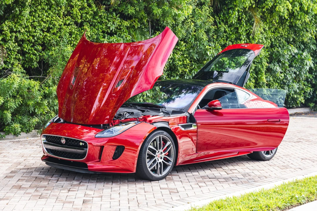 2017 Jaguar F-Type R 1st Gen - Image 22 of 31