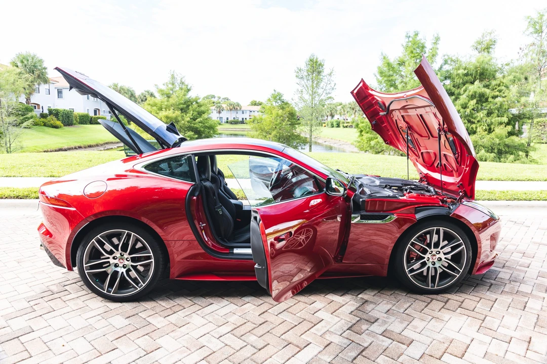 2017 Jaguar F-Type R 1st Gen - Image 28 of 31