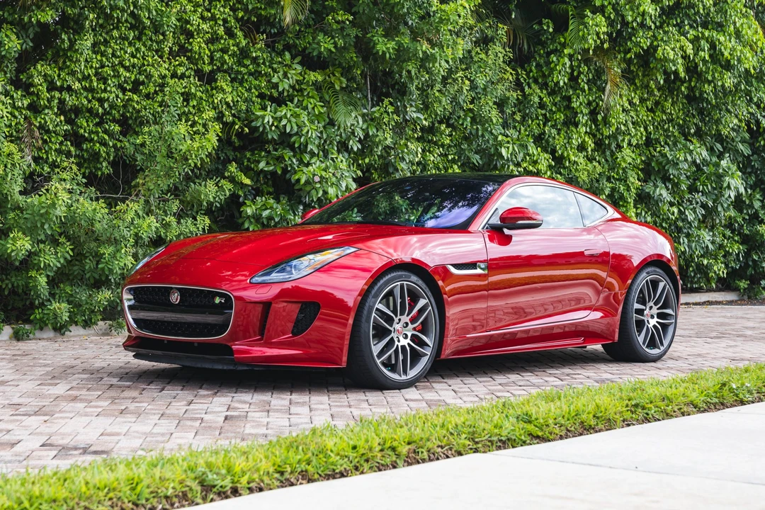 2017 Jaguar F-Type R 1st Gen - Image 10 of 31