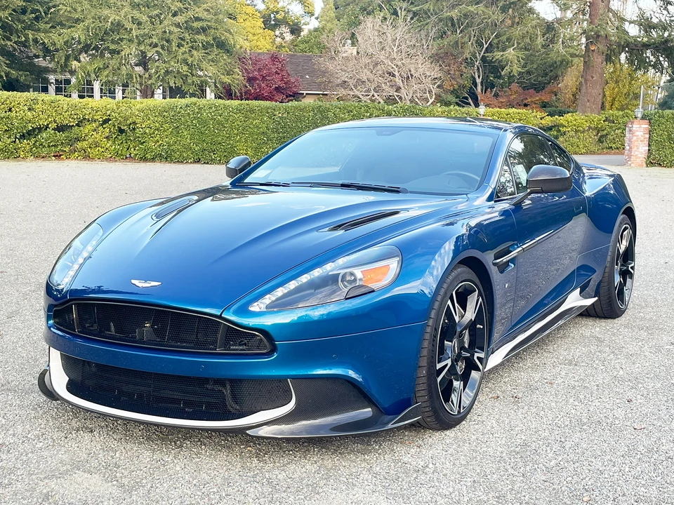 2018 Aston Martin Vanquish 2nd Gen - Image 2 of 31