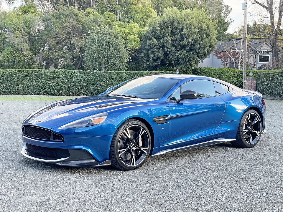 2018 Aston Martin Vanquish 2nd Gen - Image 4 of 31