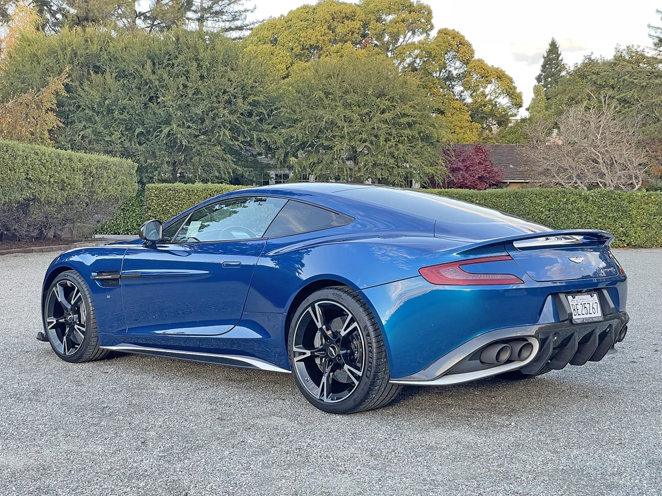 2018 Aston Martin Vanquish 2nd Gen - Image 13 of 31