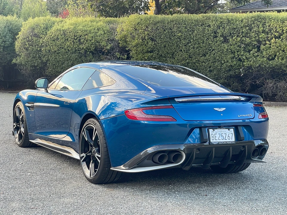 2018 Aston Martin Vanquish 2nd Gen - Image 14 of 31