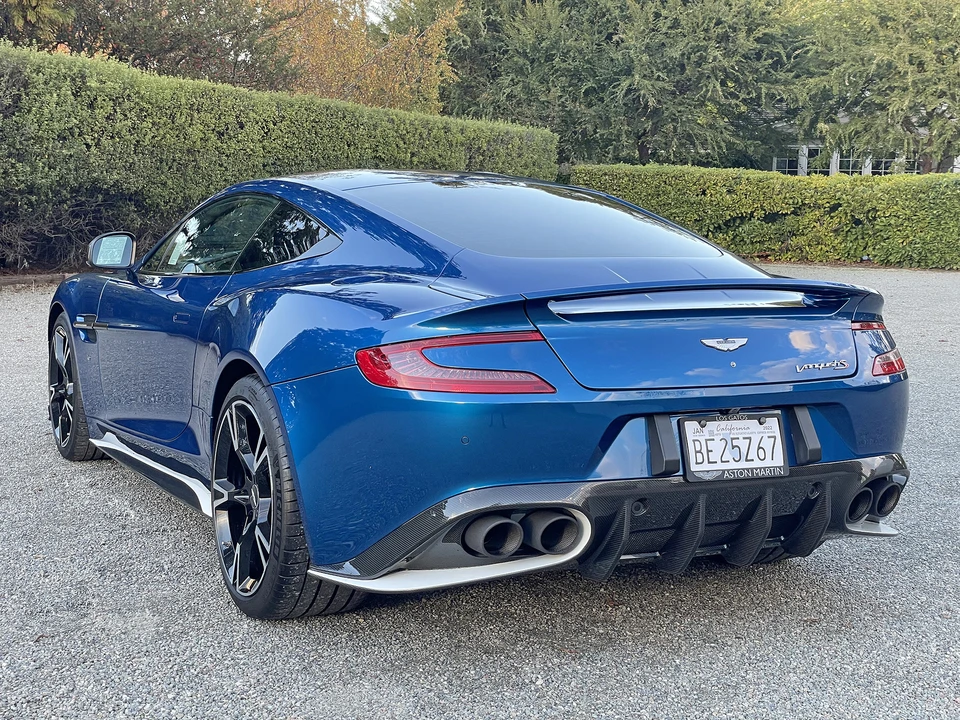 2018 Aston Martin Vanquish 2nd Gen - Image 16 of 31