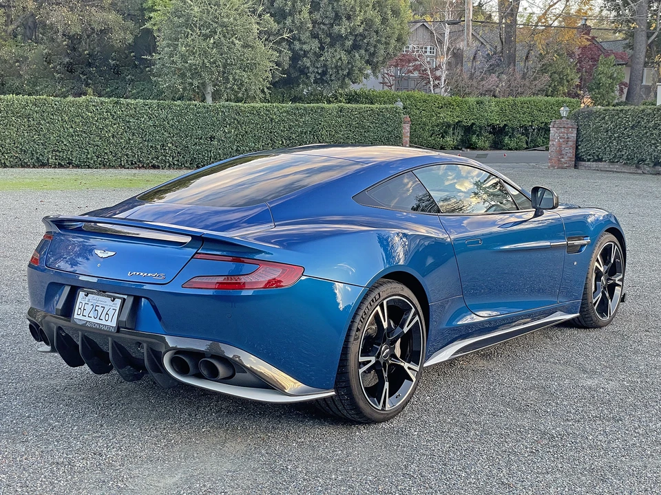 2018 Aston Martin Vanquish 2nd Gen - Image 25 of 31