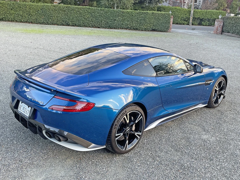 2018 Aston Martin Vanquish 2nd Gen - Image 26 of 31