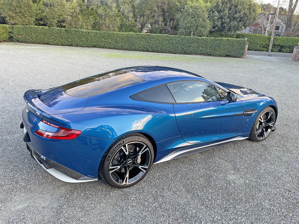 2018 Aston Martin Vanquish 2nd Gen - Image 27 of 31