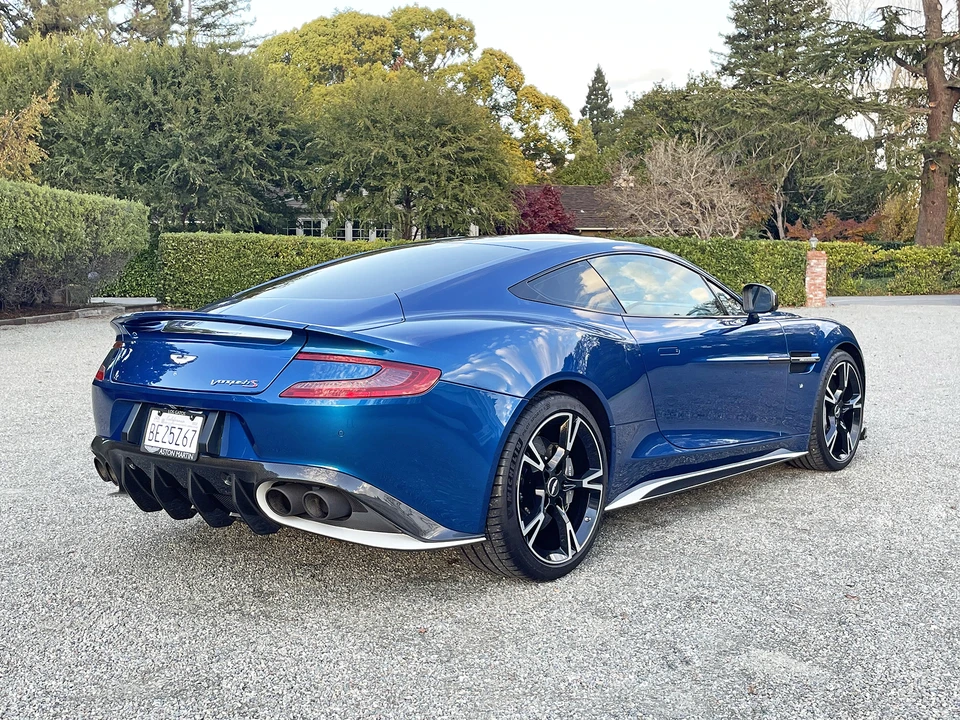 2018 Aston Martin Vanquish 2nd Gen - Image 28 of 31
