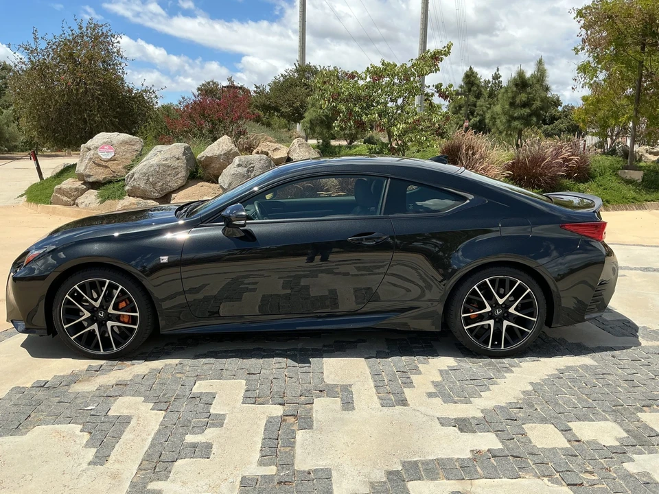2018 Lexus RC - Image 13 of 31