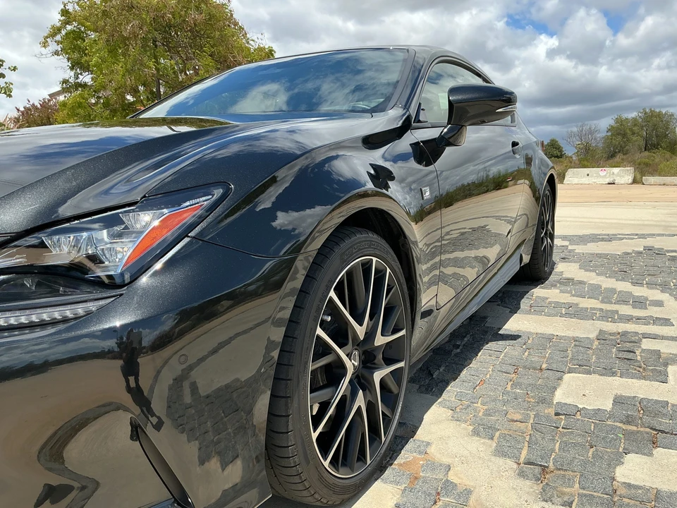 2018 Lexus RC - Image 14 of 31