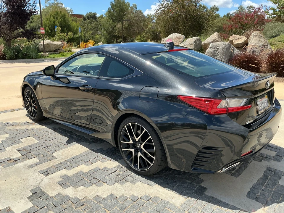 2018 Lexus RC - Image 12 of 31