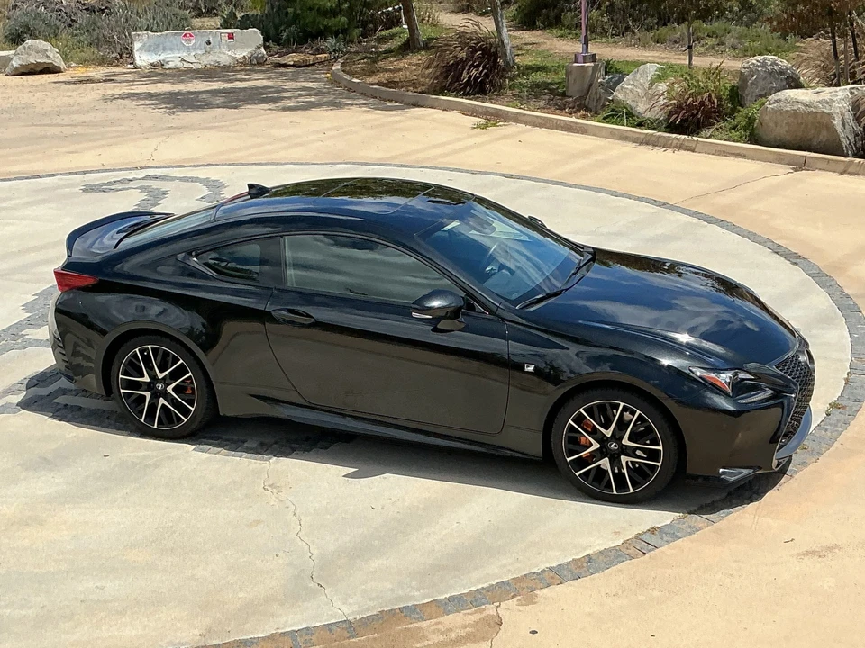 2018 Lexus RC - Image 6 of 31