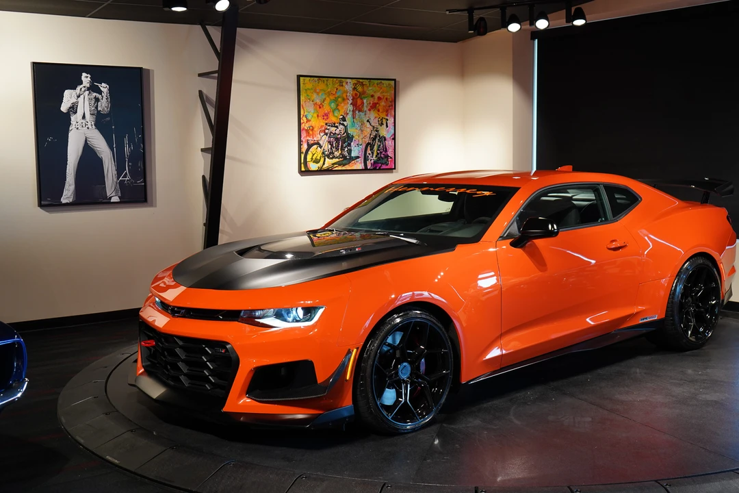 2019 Chevrolet Camaro ZL1 6th Gen - Image 17 of 31