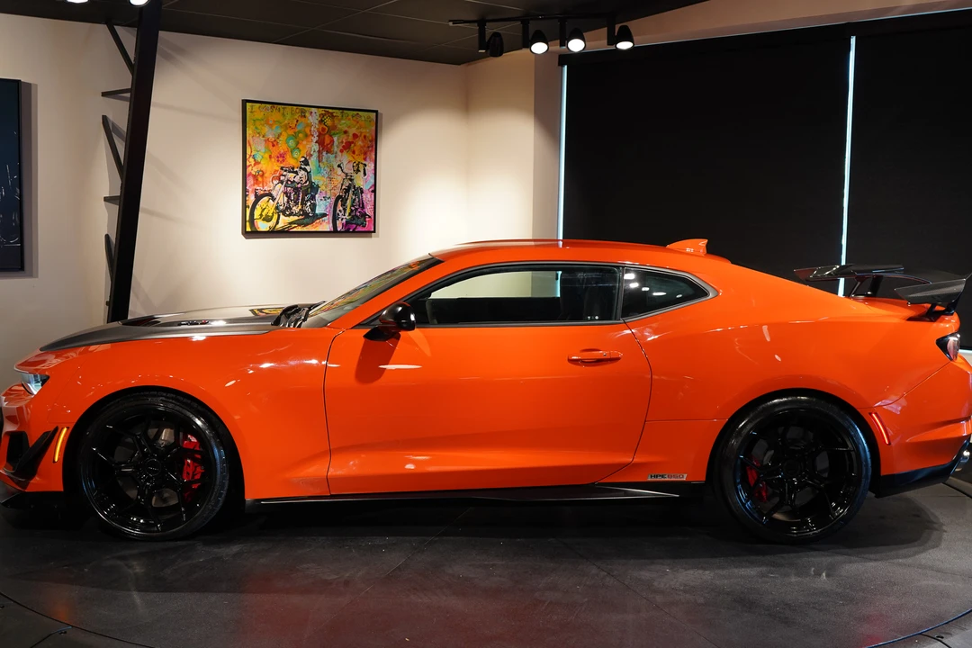 2019 Chevrolet Camaro ZL1 6th Gen - Image 24 of 31