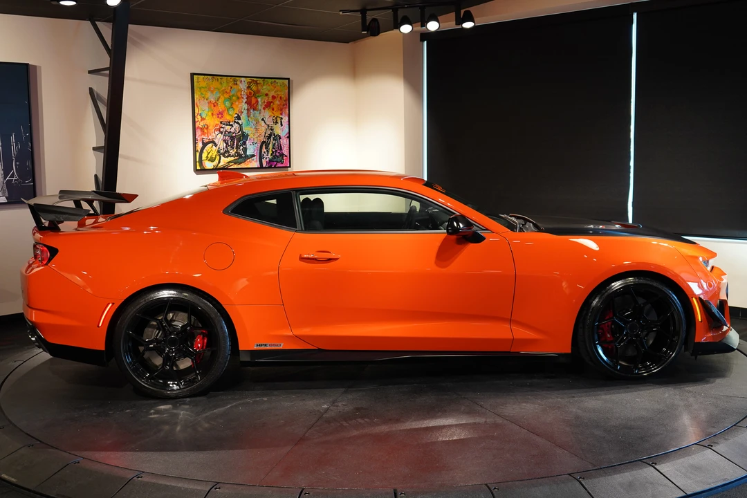2019 Chevrolet Camaro ZL1 6th Gen - Image 20 of 31