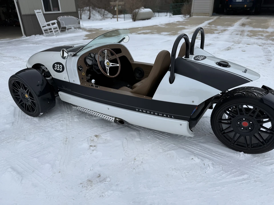 2019 Vanderhall Venice - Image 15 of 31