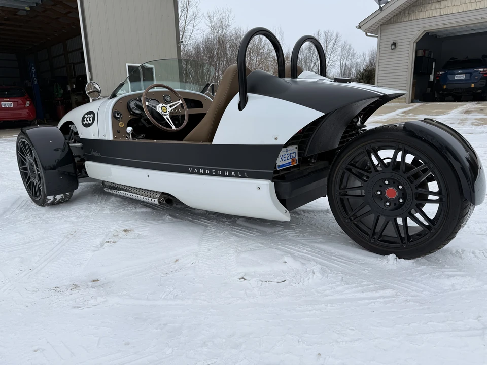 2019 Vanderhall Venice - Image 14 of 31