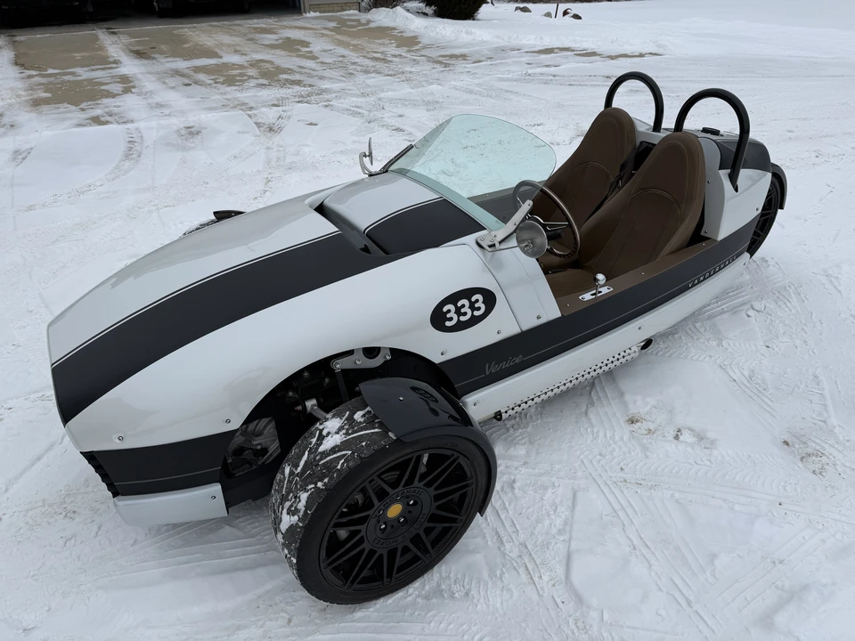 2019 Vanderhall Venice - Image 11 of 31