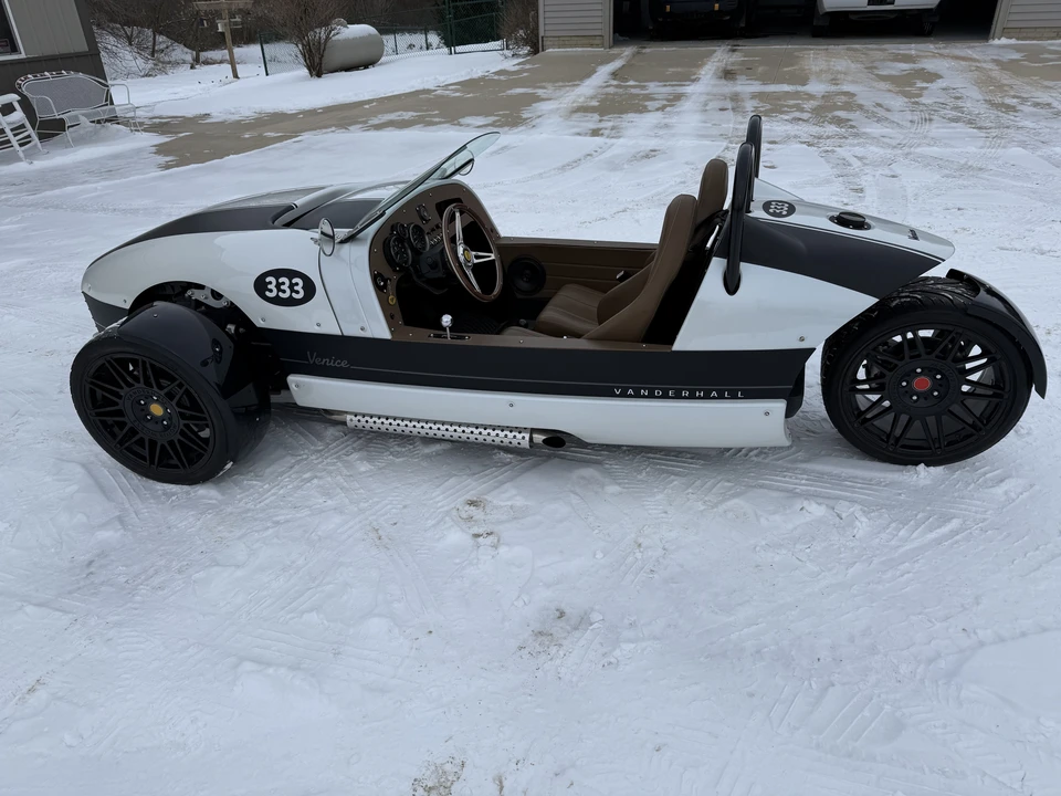 2019 Vanderhall Venice - Image 12 of 31