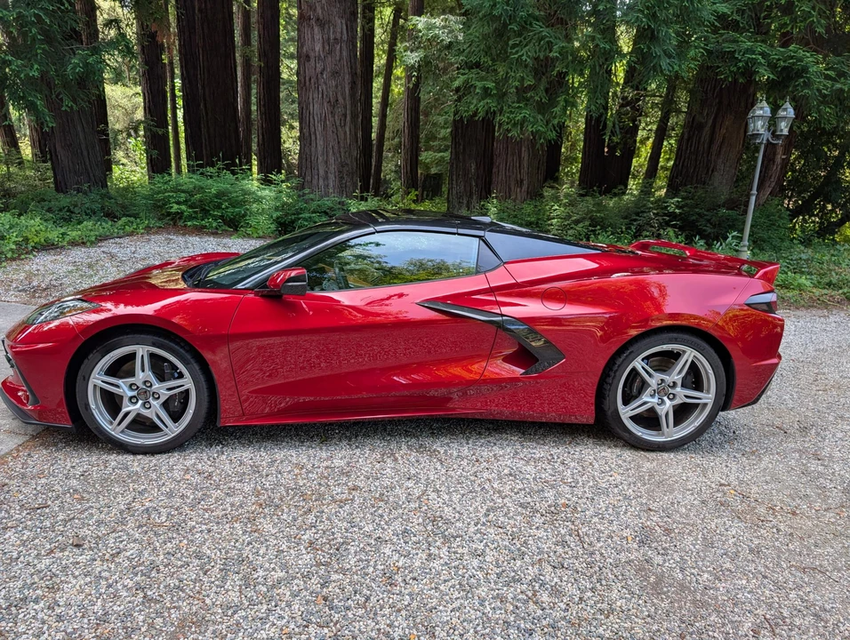2021 Chevrolet Corvette C8 - Image 5 of 31