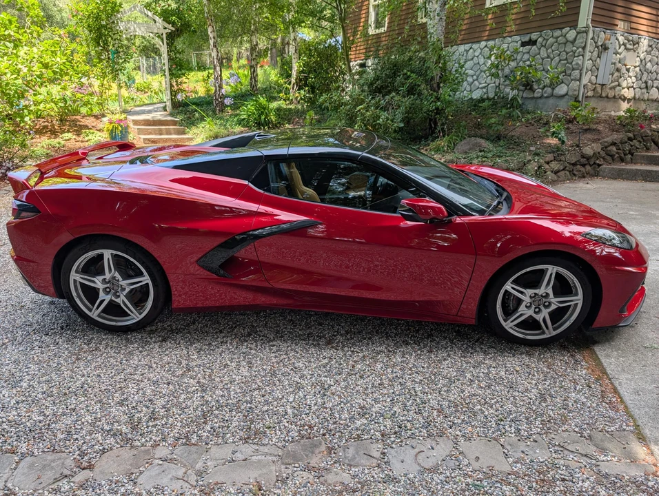 2021 Chevrolet Corvette C8 - Image 9 of 31